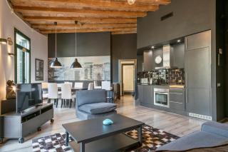 Midtown Luxury Apartments by Sweett - 0
