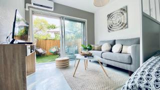 Le Châtaignier Modern center parking garden - Antibes - 0