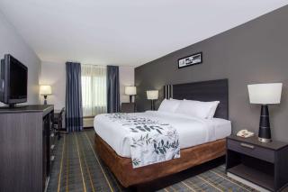 Baymont by Wyndham Lancaster - 1