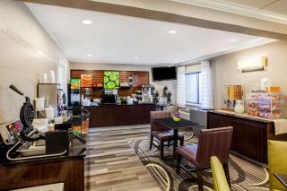 La Quinta by Wyndham Houston Baytown East - Baytown - 2