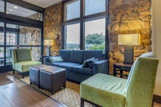 Comfort Inn & Suites near Danville Mall - Danville - 8