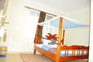 Iliba Guest House - 4