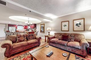 Gatehouse Condos - Roaring Romance - 1