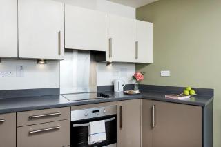 Two bedroom apartments close to Heathrow - 1