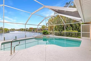 Pet Friendly Paradise with Heated Pool & Spa - Villa Tropic Holiday - Cape Coral - Cape Coral - 9