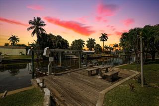Direct Gulf Access Pet Friendly Villa with Heated Pool & Kayaks - Villa Baja - Roelens Vacations - 7