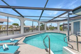 Waterfront Petite Retreat with Private Pool & Gulf Access - Villa Boat House - Roelens Vacations - Saint James City - 9