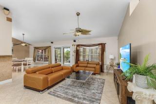 Private Waterfront Villa Heated Pool Pool Table Villa Heat Wave - Roelens Vacations - Cape Coral - 5