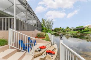 Waterfront Paradise with Heated Pool, Kayaks, & Game Room Villa Cape Paradise Roelens Vacations - 8