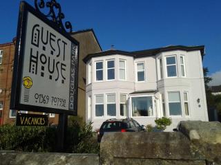 Douglas Park Guest House - 5