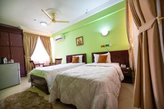 SWEET PEE EXECUTIVE HOTEL - Ayeduasi - 6