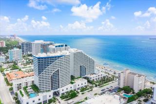 W Residences 2 Bedroom Suite Endless Summer"" - 5