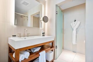 W Residences 2 Bedroom Suite Endless Summer"" - 6