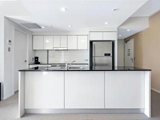 Stunning 2 Bed Apartment in Sierra Grand - CoastHM - Gold Coast - 2