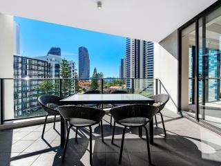 Stunning 2 Bed Apartment in Sierra Grand - CoastHM - Gold Coast - 6