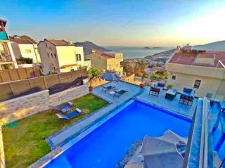 Centrally located Luxury Villa: Alesta - 4