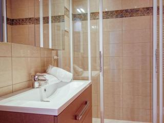 Studio Les Moutières B1 et B2 - Val Claret-8 by Interhome - 7