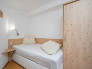 Apartment Nadine-6 by Interhome - 1