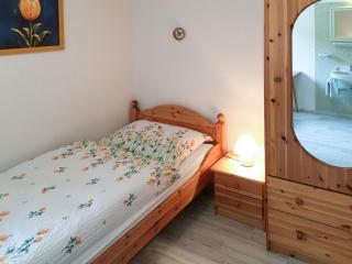 Apartment Leni-2 by Interhome - 1