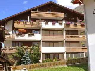 Apartment Castor und Pollux-2 by Interhome - Täsch - 1