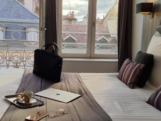 City Loft Apparthotel - Dijon - 9