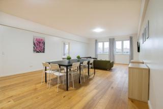 RAJ Living - 250m2 Loft with 6 Rooms im Industriegebiet - 20 Min Messe DUS & Old Town DUS - Düsseldorf - 6
