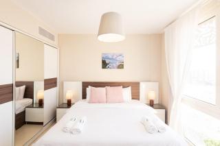 Luxe 3BDR w Private Rooftop Jacuzzi & Beach Access - Hurghada - 8