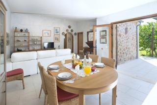 Owl Booking Villa Penaso - Dream Pool and Royal Garden - 3