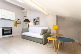 Ferrucci 1 Br Attic In Milan By Halldis - 9