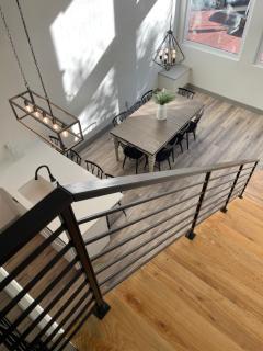 Main Street Farmhouse City Retreat by Hollyhock - 2