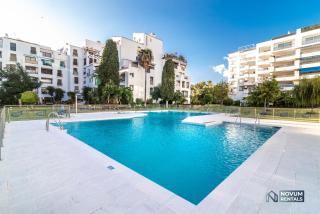 Modern Apartment in the Heart of Puerto Banús - Marbella - 4