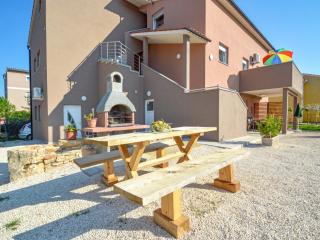 Apartment B&B-3 by Interhome - 1