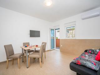 Apartment B&B-3 by Interhome - 8