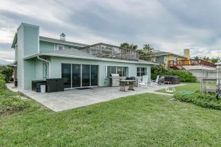 Oceanfront Elegance - Luxurious 6BR Beach House with Hot tub & spacious Balcony and Breathtaking Views! - Melbourne Beach - 8