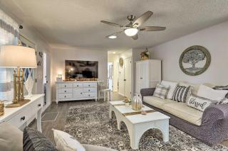 Renovated Cottage with Fire Pit in Munds Park! - Munds Park - 7