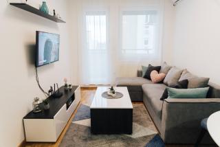 Regina Apartments - Novi Sad - 9