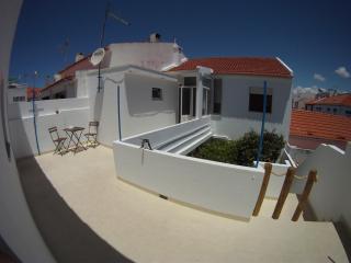 Ahoy Porto Covo Hostel - Porto Covo - 9