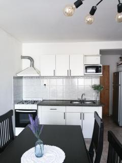 DEPARTAMENTOS Las Araucarias- 2 a 5 personas con estacionamiento - 8