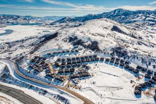 Perfect Ski Townhome - 4