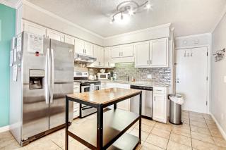 Cherry Grove Retreat & Sea Cabin - Myrtle Beach - 6