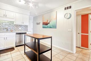 Cherry Grove Retreat & Sea Cabin - Myrtle Beach - 4