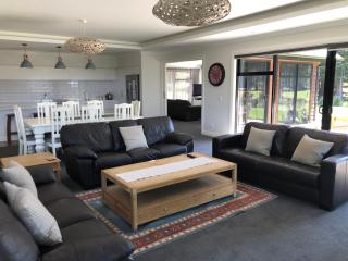 4 Bedroom on North West Arch - Free Wifi - Twizel - 2