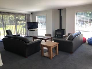4 Bedroom on North West Arch - Free Wifi - Twizel - 1