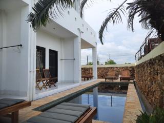 Spear Villa - Bumbang - 5