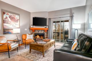 Classy and Comfortable Condo in Bear Hollow - 0