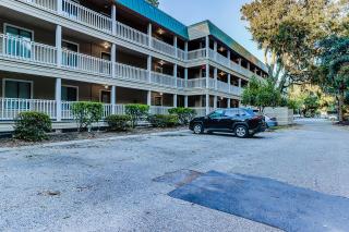 Spa on Port Royal Sound - 4