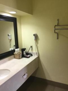Super 8 by Wyndham Fairfield Tx - Fairfield - 2