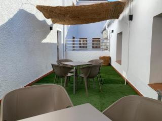 Hostal El Bomba - - 2