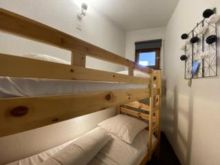 Appartement refait à neuf, centre station, balcon sud, parking inclus - FR-1-513-57 - La Tania - 6