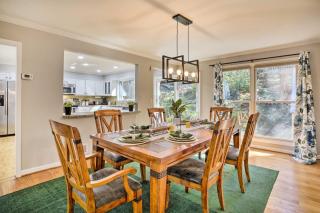 Hilltop Marietta Apt with Custom Design and Decor! - 2